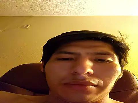 Snapshot of Jonathan100pre chatting on November 2025 11:21:02 AM Jonathan100pre online show from November 2025 11:21:02 AM