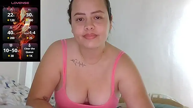 Snapshot of saramartinez1000 chatting on March 2025 06:33:02 PM saramartinez1000 online show from March 2025 06:33:02 PM