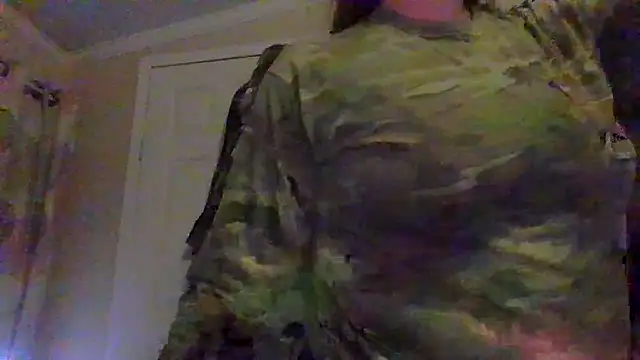 Snapshot of velvetta_ chatting on December 2024 05:59:02 AM velvetta online show from December 2024 05:59:02 AM