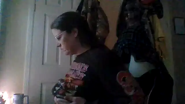 Snapshot of velvetta_ chatting on December 2024 09:33:01 PM velvetta online show from December 2024 09:33:01 PM