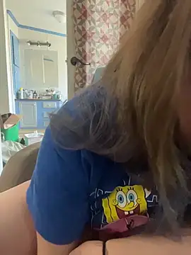 Snapshot of velvetta_ chatting on December 2025 04:25:02 PM velvetta online show from December 2025 04:25:02 PM