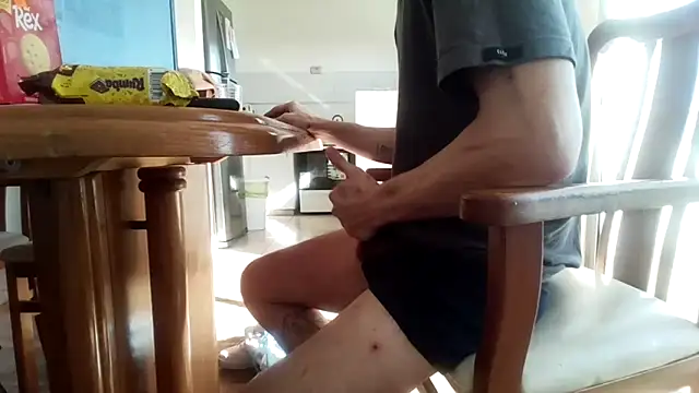 nicolaaaaas online show from March 2025 12:37:01 PM