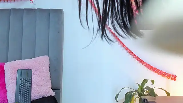 bathory vamps online show from February 2025 01:38:02 PM