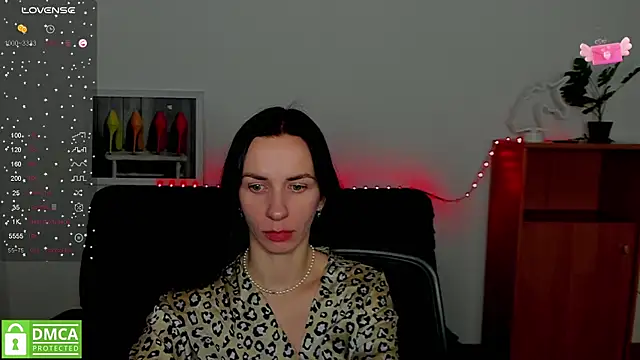 annakillianox online show from March 2025 03:58:02 PM