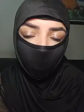 Uzra hayed online show from November 2025 04:45:02 AM