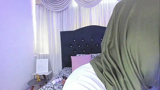 Uzra hayed online show from February 2026 03:53:02 PM