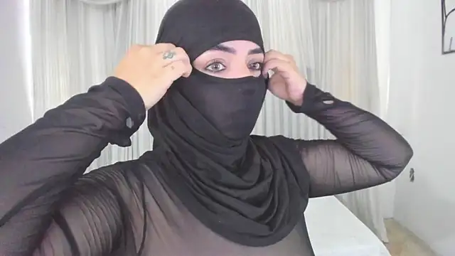 Snapshot of Uzra_hayed chatting on May 2026 03:09:01 PM Uzra hayed online show from May 2026 03:09:01 PM