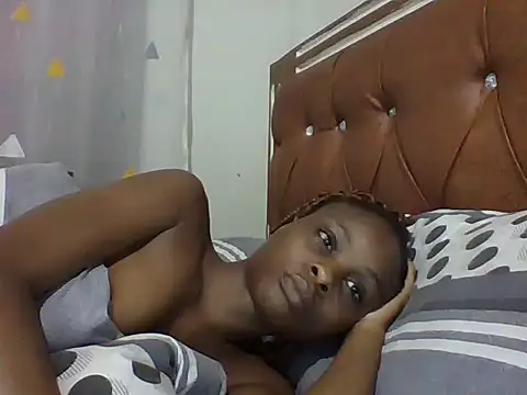 Toxique  online show from February 2025 02:02:01 PM