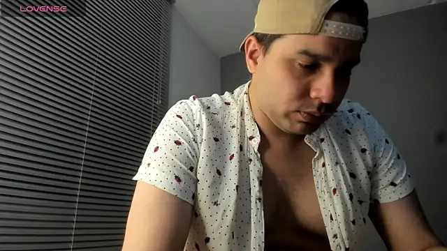 Snapshot of Latin_boy_surprisee chatting on May 2026 12:38:01 AM Latin boy surprisee online show from May 2026 12:38:01 AM