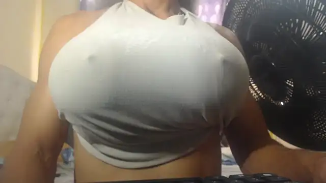 DanielaMuscleTS online show from December 2025 07:53:01 PM