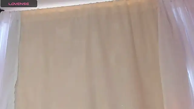 setzuna  online show from October 2025 09:28:02 PM