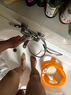 onbifeet online show from March 2025 11:17:01 PM