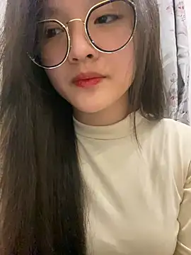 Krixxi22 online show from December 2024 02:53:01 PM