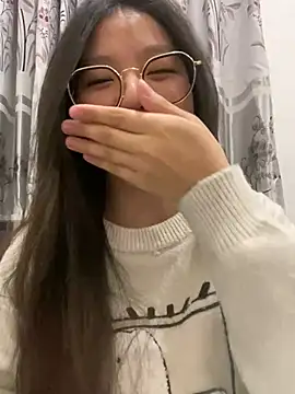 Krixxi22 online show from February 2025 02:57:01 PM