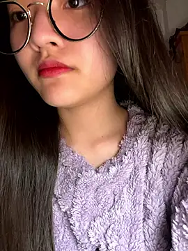 Krixxi22 online show from January 2026 04:56:01 PM