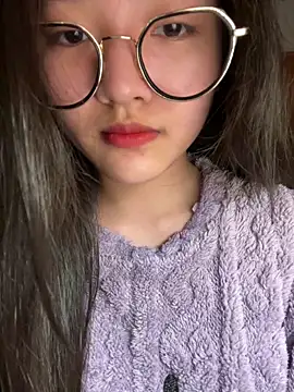 Krixxi22 online show from February 2026 04:11:02 PM