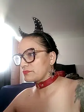 Taylor-hardcore online show from March 2026 07:57:01 PM