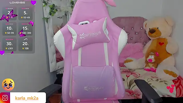 Snapshot of karla_cute01 chatting on March 2025 05:21:01 PM karla cute01 online show from March 2025 05:21:01 PM