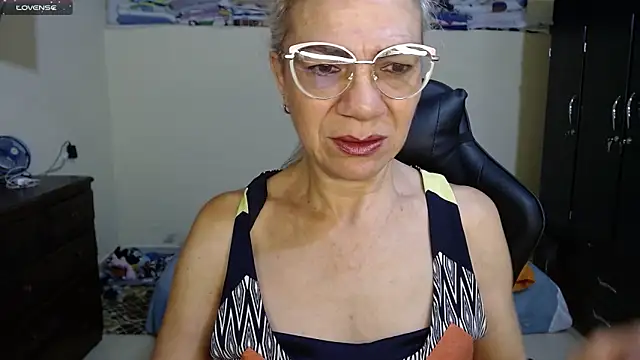 Snapshot of Giorgia_xue53 chatting on February 2025 11:20:01 PM Giorgia xue53 online show from February 2025 11:20:01 PM