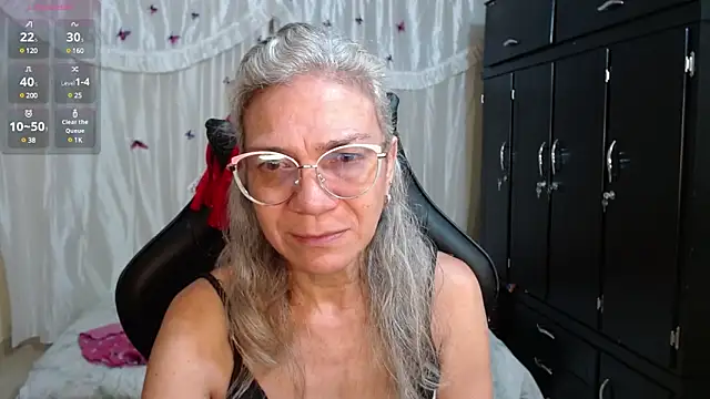 Snapshot of Giorgia_xue53 chatting on March 2025 03:32:01 AM Giorgia xue53 online show from March 2025 03:32:01 AM