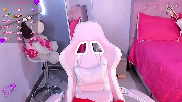 Kenia tompson01 online show from January 2025 08:54:01 PM