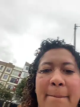 Kenia tompson01 online show from November 2025 08:55:01 PM