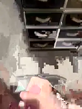 Deralboaus01 online show from November 2025 04:51:01 PM