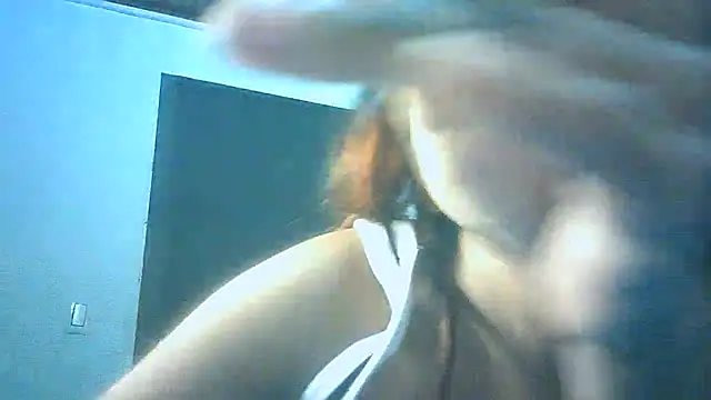 Snapshot of Bellabeltrann chatting on December 2024 02:02:02 AM Bellabeltrann online show from December 2024 02:02:02 AM