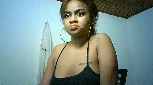 Snapshot of Bellabeltrann chatting on January 2025 09:19:02 AM Bellabeltrann online show from January 2025 09:19:02 AM