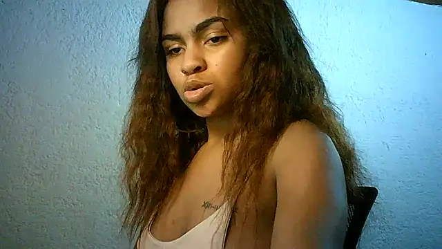 Snapshot of Bellabeltrann chatting on February 2025 10:08:02 AM Bellabeltrann online show from February 2025 10:08:02 AM