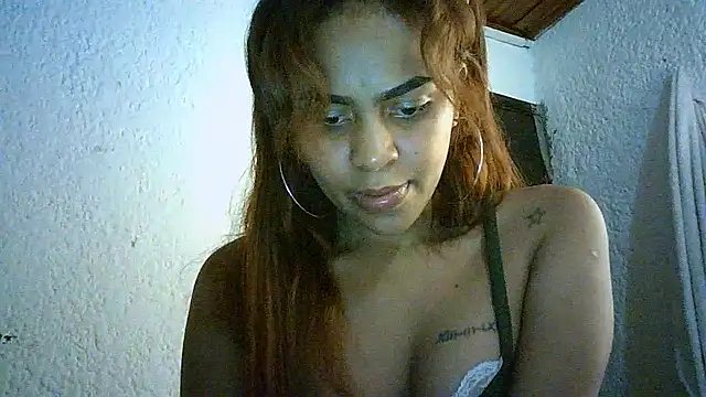 Snapshot of Bellabeltrann chatting on September 2025 08:48:01 AM Bellabeltrann online show from September 2025 08:48:01 AM