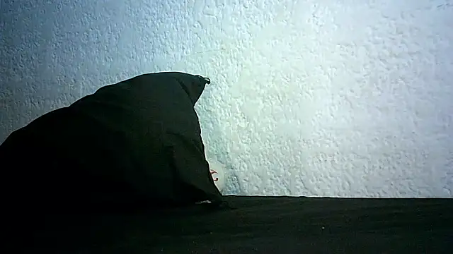 Snapshot of Bellabeltrann chatting on November 2025 02:54:02 AM Bellabeltrann online show from November 2025 02:54:02 AM