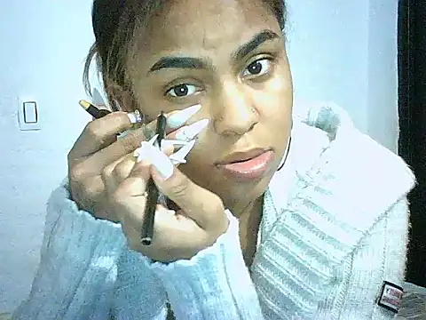 Snapshot of Bellabeltrann chatting on February 2026 10:29:01 AM Bellabeltrann online show from February 2026 10:29:01 AM