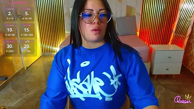 martinna tay online show from April 2026 03:20:02 AM