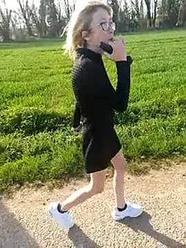 Timide girl2 online show from March 2025 03:31:02 PM