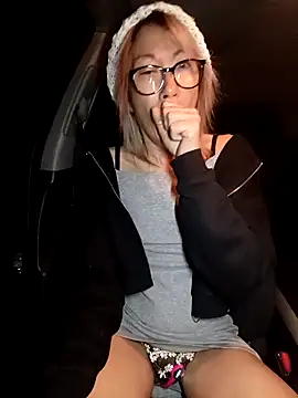 Timide girl2 online show from December 2025 05:13:01 AM