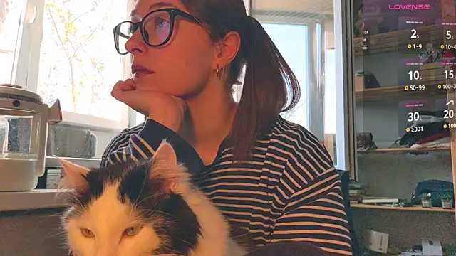 monlight  dana online show from April 2026 03:16:01 PM