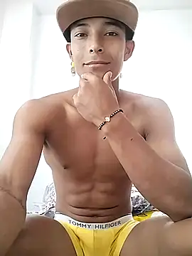 Demiansteven2 online show from February 2025 10:04:02 PM