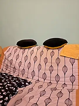 SpiceLea online show from December 2025 12:54:01 PM