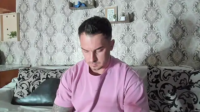 Jonmusclemaster online show from February 2025 07:43:02 PM