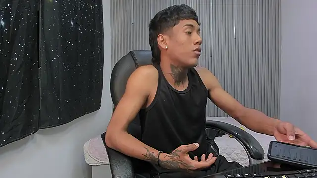 Snapshot of Alan_Cute18 chatting on February 2026 01:28:02 PM Alan Cute18 online show from February 2026 01:28:02 PM