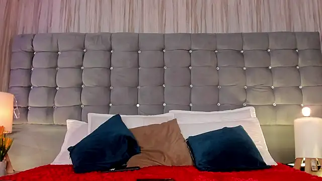 Poacahontasfg online show from November 2025 03:56:02 AM