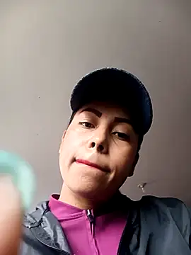  andrea30 online show from April 2026 11:09:01 AM