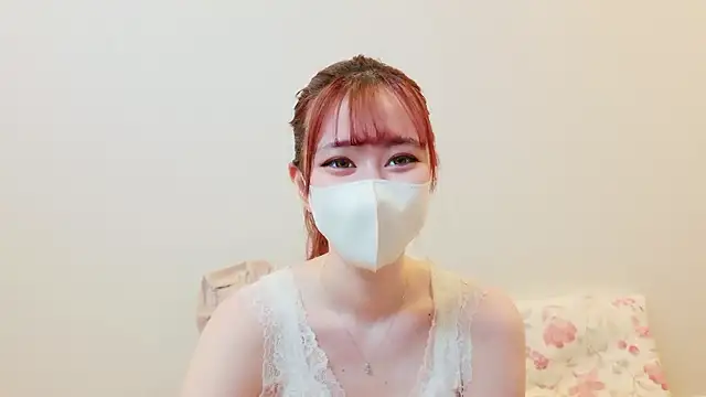 Snapshot of chat_MIYU chatting on April 2026 12:11:02 PM chat MIYU online show from April 2026 12:11:02 PM