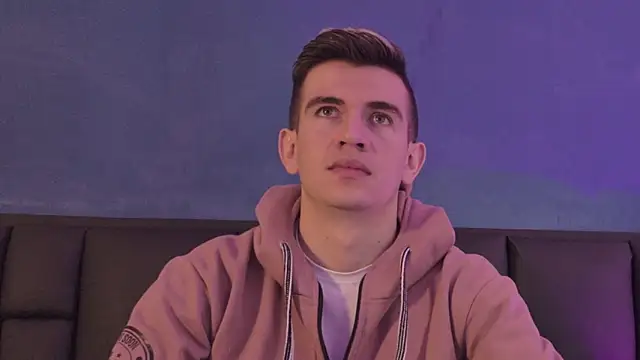 MikaelSlow online show from March 2026 04:17:02 AM