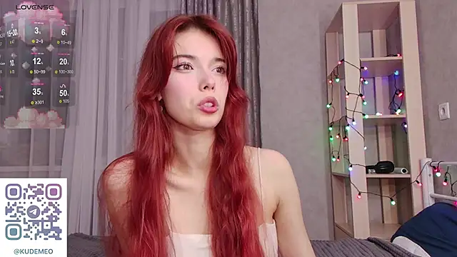 Snapshot of KudeMeows chatting on November 2025 06:52:01 PM KudeMeows online show from November 2025 06:52:01 PM