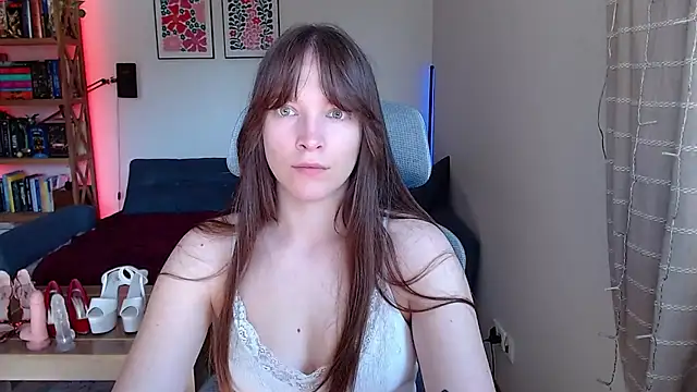 Snapshot of kenzie_x chatting on May 2026 06:21:02 AM kenzie x online show from May 2026 06:21:02 AM