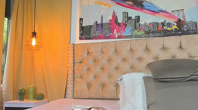 Anya Texas online show from February 2025 07:25:01 PM