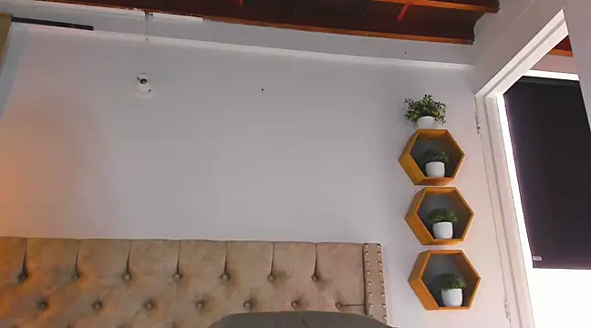 Anya Texas online show from March 2025 06:23:02 PM