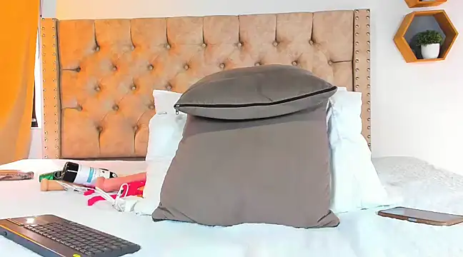 Anya Texas online show from March 2025 07:34:02 PM